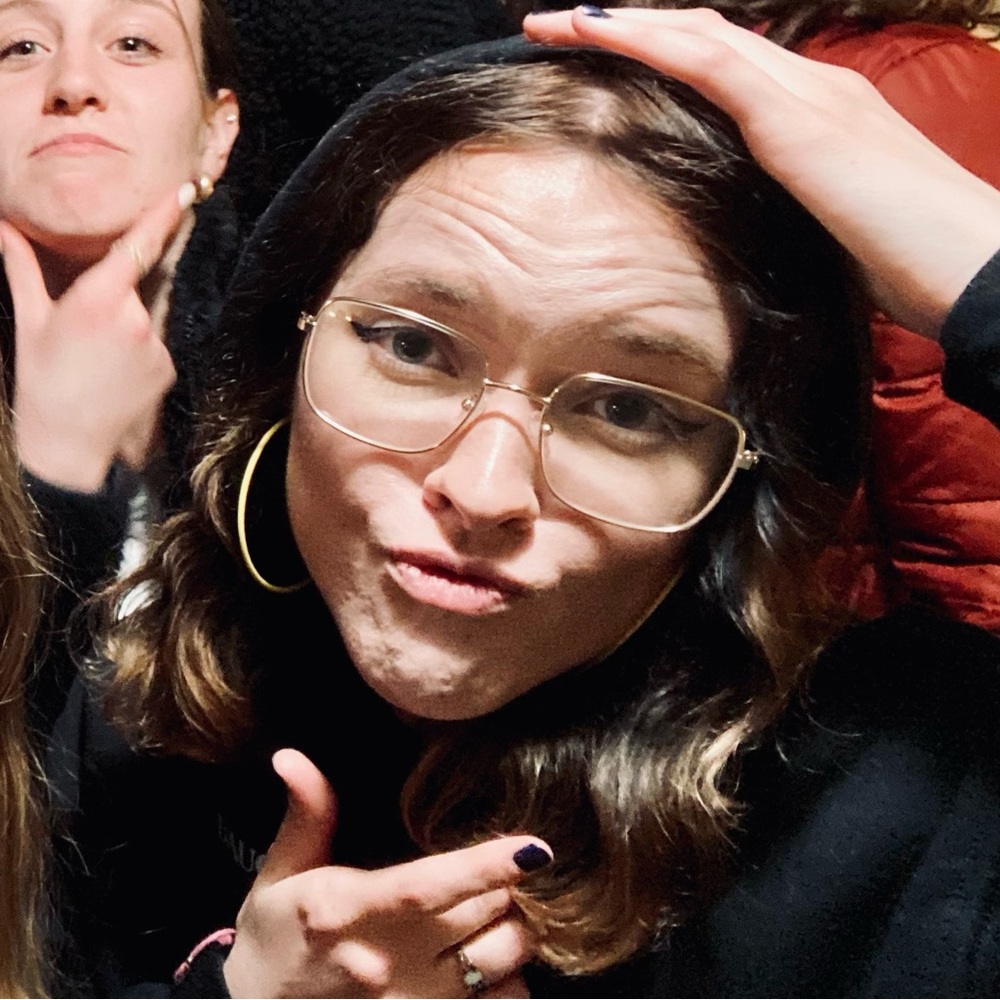 Meet your Posher, Megan